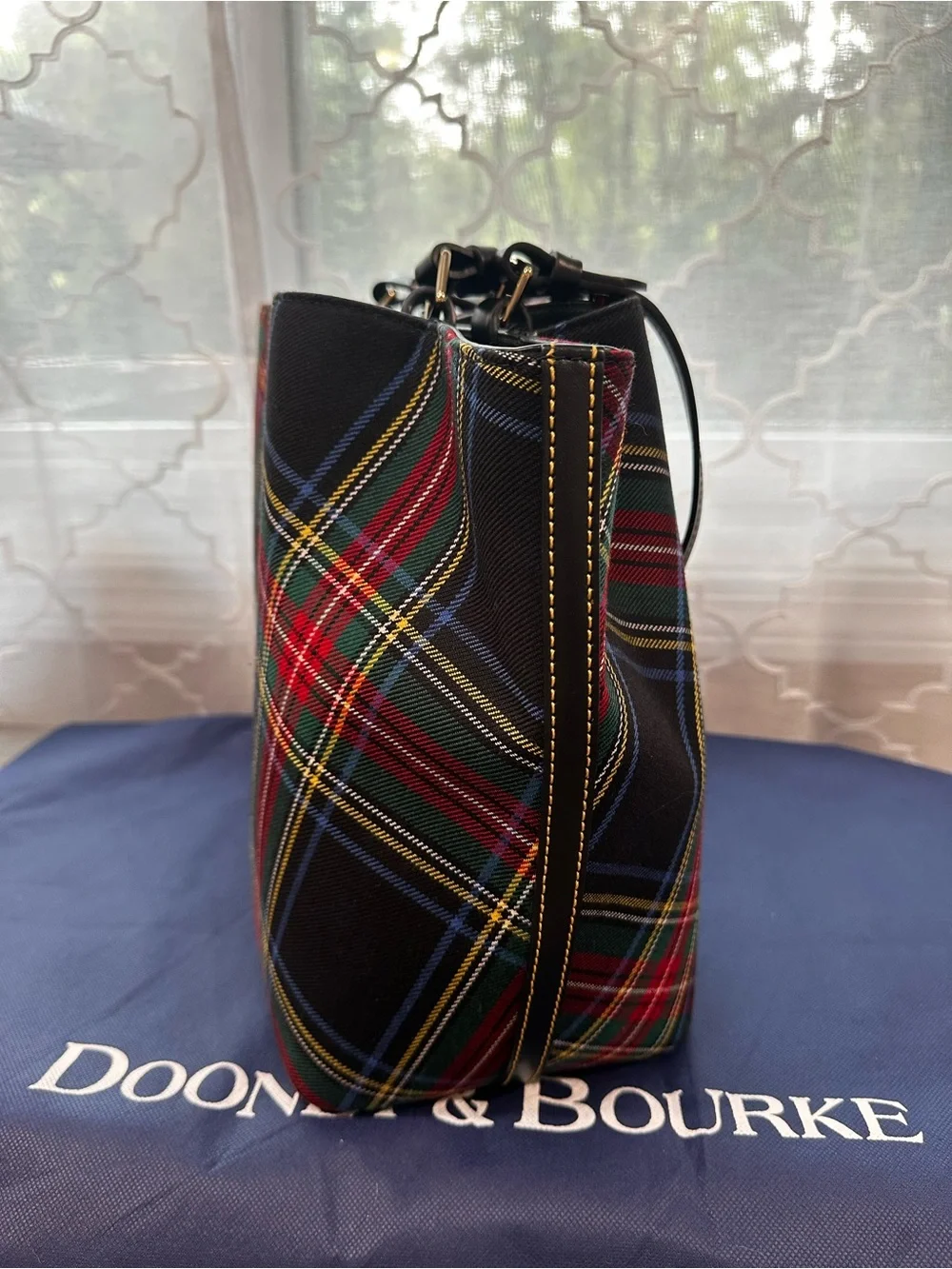 Dooney & Bourke Black Tartan Flynn Tote & Matching Wallet Set - Gently Used
